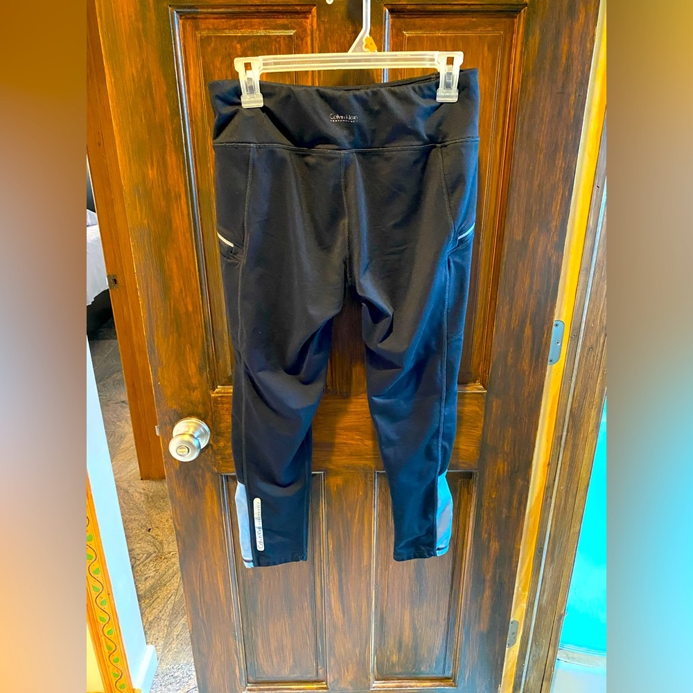 Calvin Klein Performance Spandex L - Picture 3 of 4